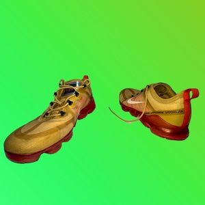Nike VaporMaxs size 13